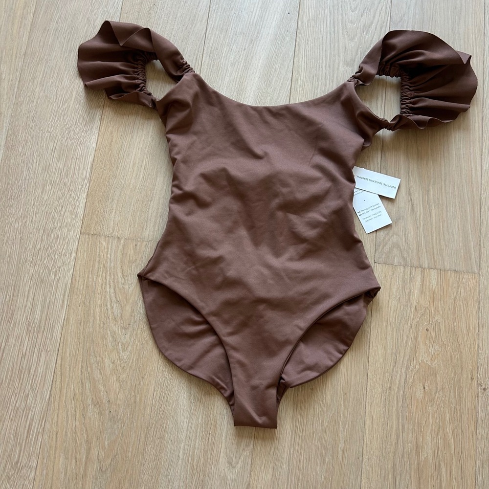 NWT Londre Bodywear One Piece Swimsuit S Brown Ruffle Off Shoulder Scoop Neck
